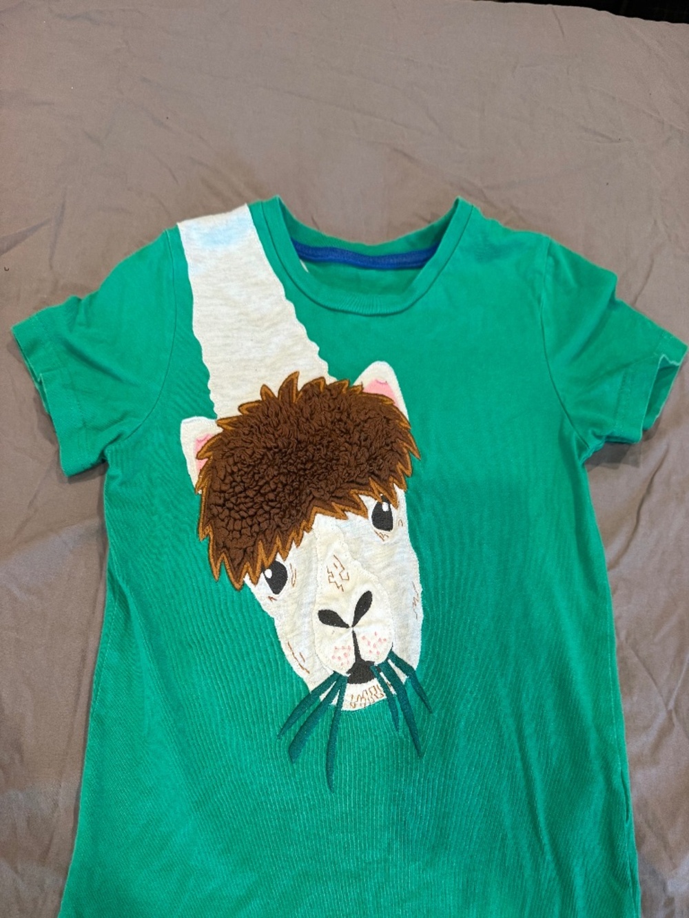 Mini Boden applique shirt with Llama-adorable size 7-8boys